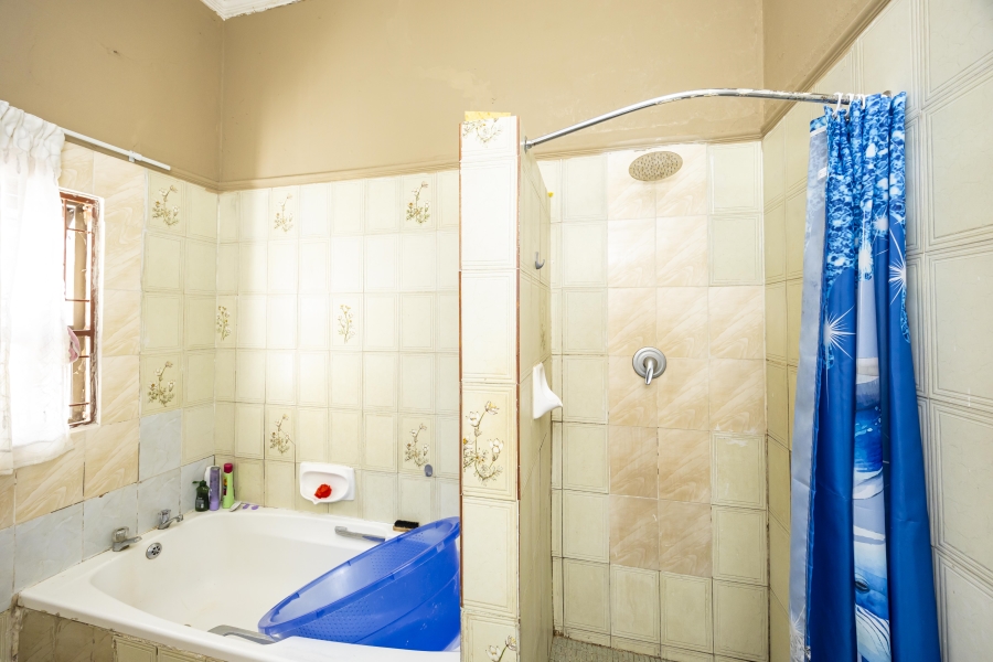6 Bedroom Property for Sale in King Williams Town Central Eastern Cape